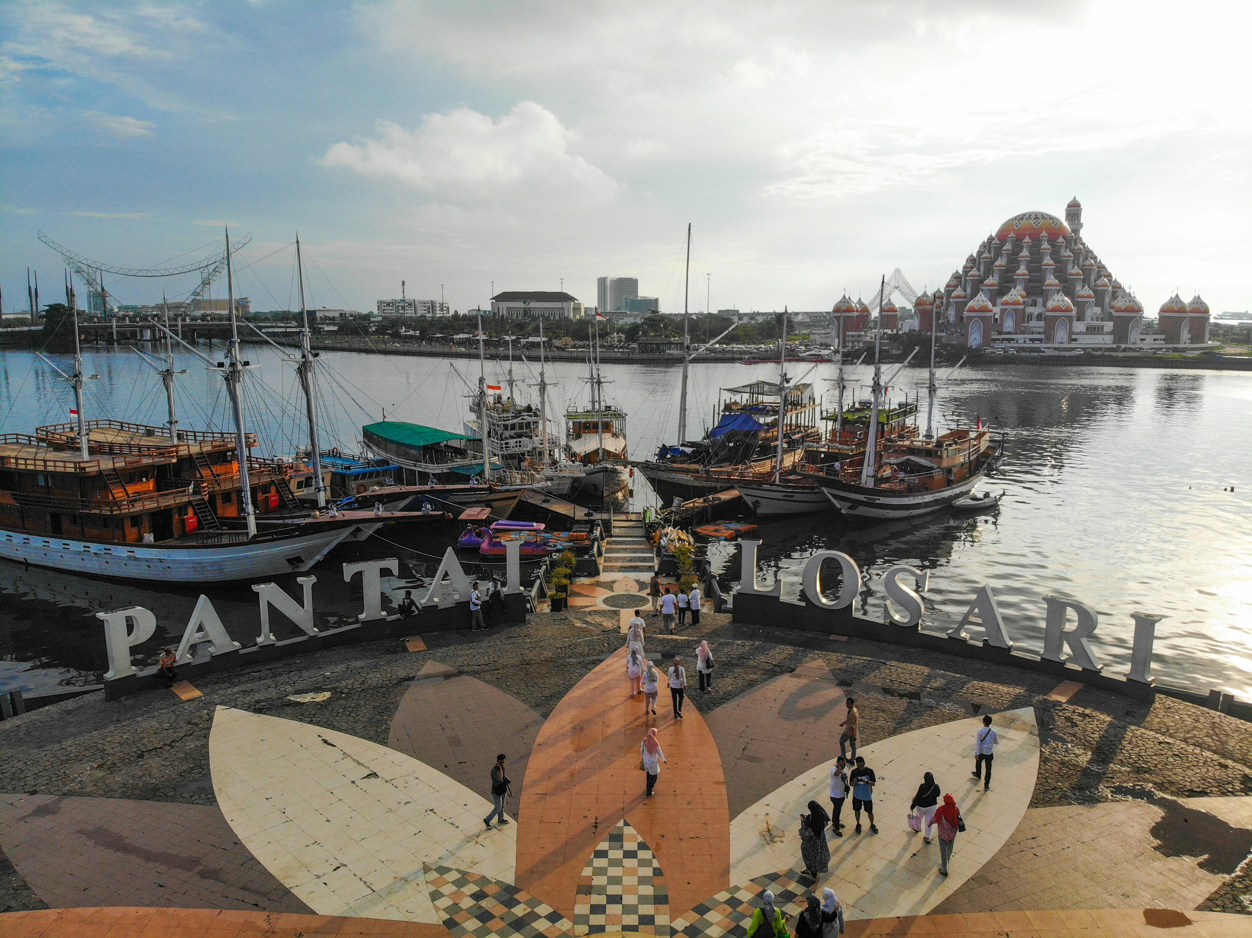 MAKASSAR